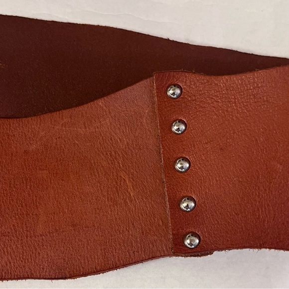 NEW Anthropologie Zebra Head Buckle Leather Belt Size Small Tan - Picture 7 of 10